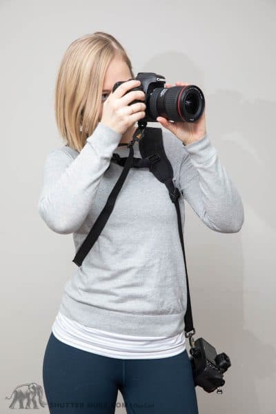 BLACKRAPID Double Camera Strap – Comfortably carry two cameras