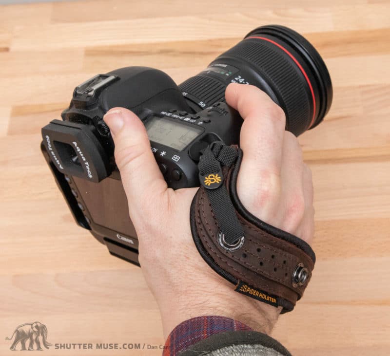 19 Best Camera Straps of 2024 (+ PRO Tips for Choosing)