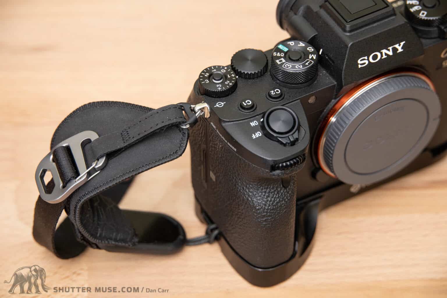 Peak Design Clutch Review The Bes Camera Hand Strap?