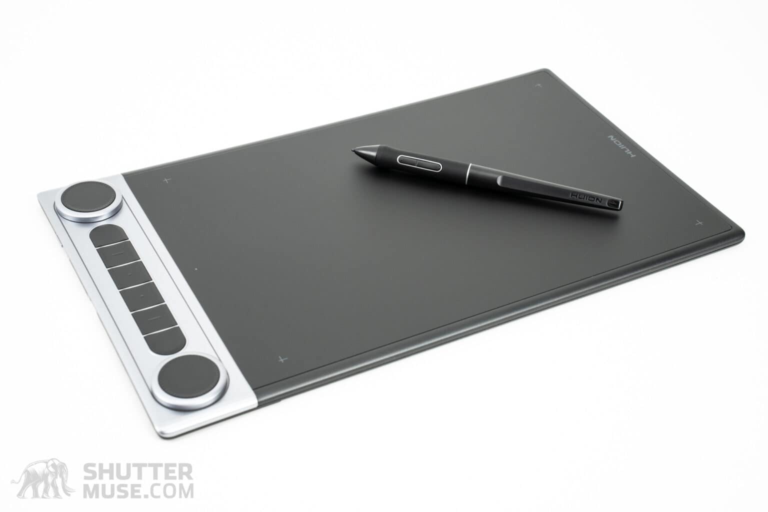 I Tested the Huion Inspiroy Dial 2 Better Than